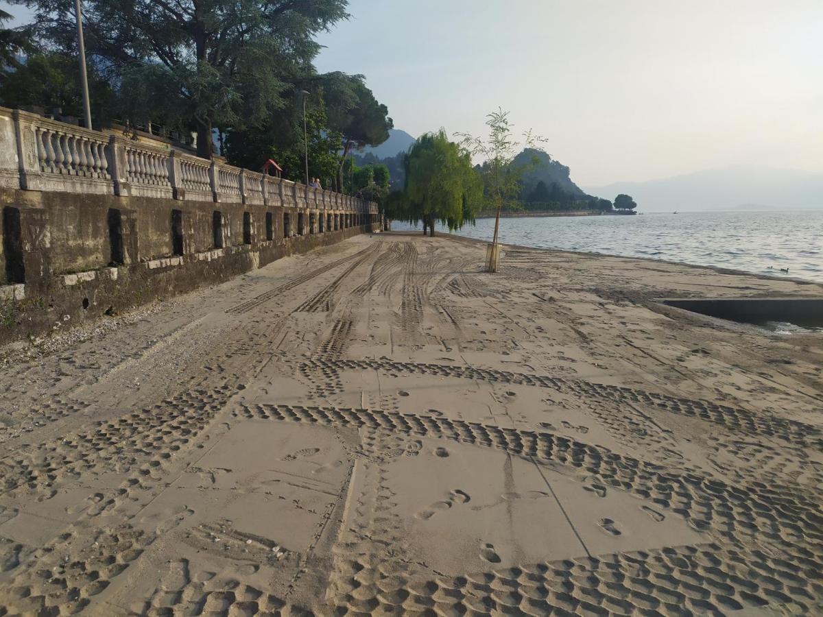 Appartamento Gianna Porto Valtravaglia Bagian luar foto
